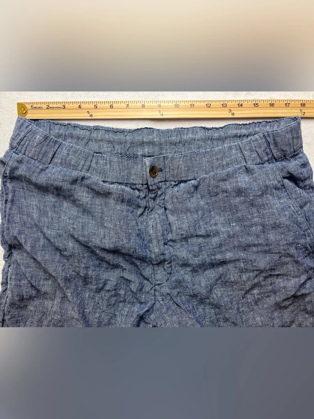 Quince Men's 100% European Linen Shorts Chambray Blue Size XL 9” inseam
